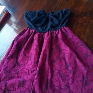 Short strapless dress